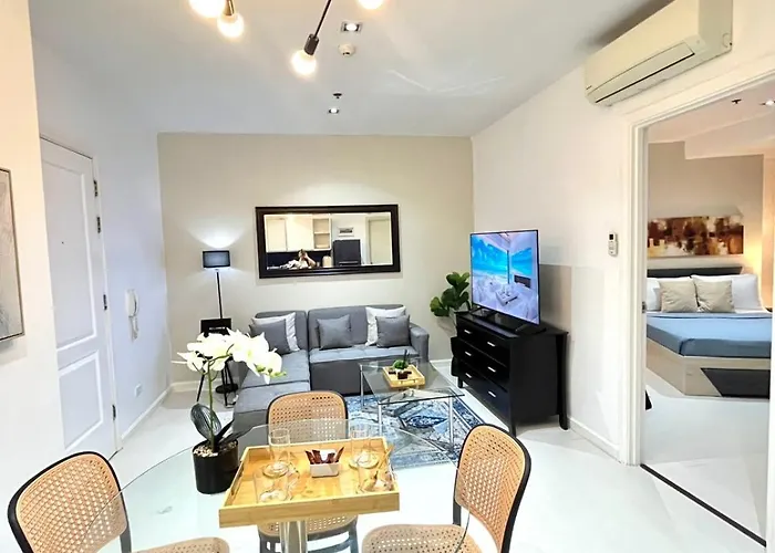 New! Modern Chic 2br With Fast Wifi *