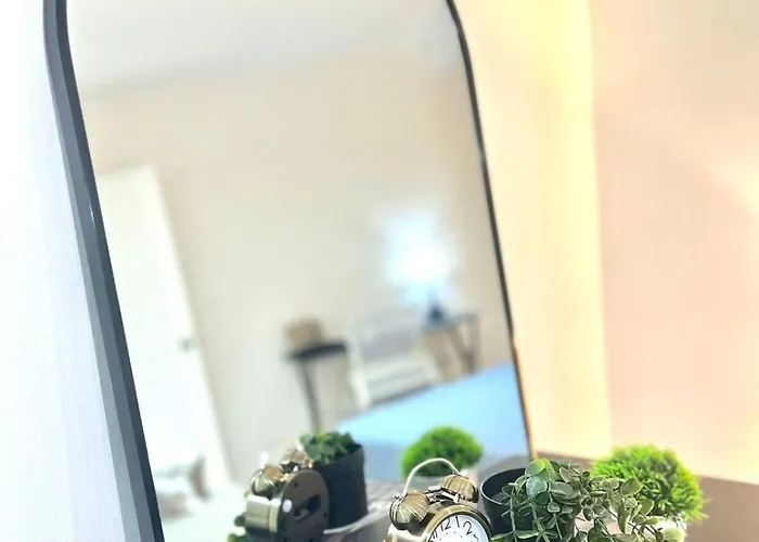 New! Modern Chic 2br With Fast Wifi *