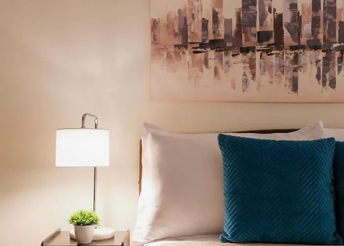Apartment New! Modern Chic 2br With Fast Wifi