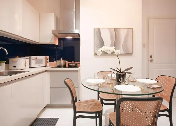 New! Modern Chic 2br With Fast Wifi