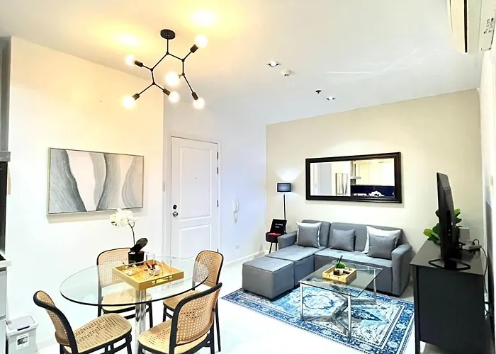New! Modern Chic 2br With Fast Wifi