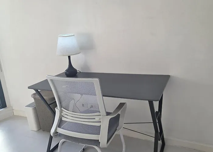 New! Modern Chic 2br With Fast Wifi Apartment
