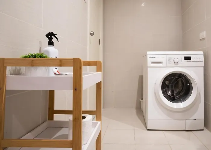 New! Modern Chic 2br With Fast Wifi *